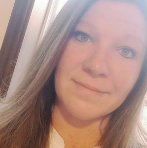 Meet your Posher, Corrie